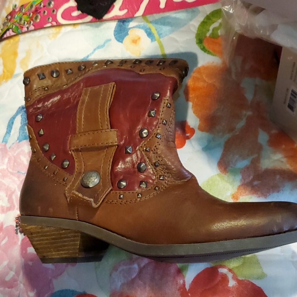 Vince Caputo 2 color boots